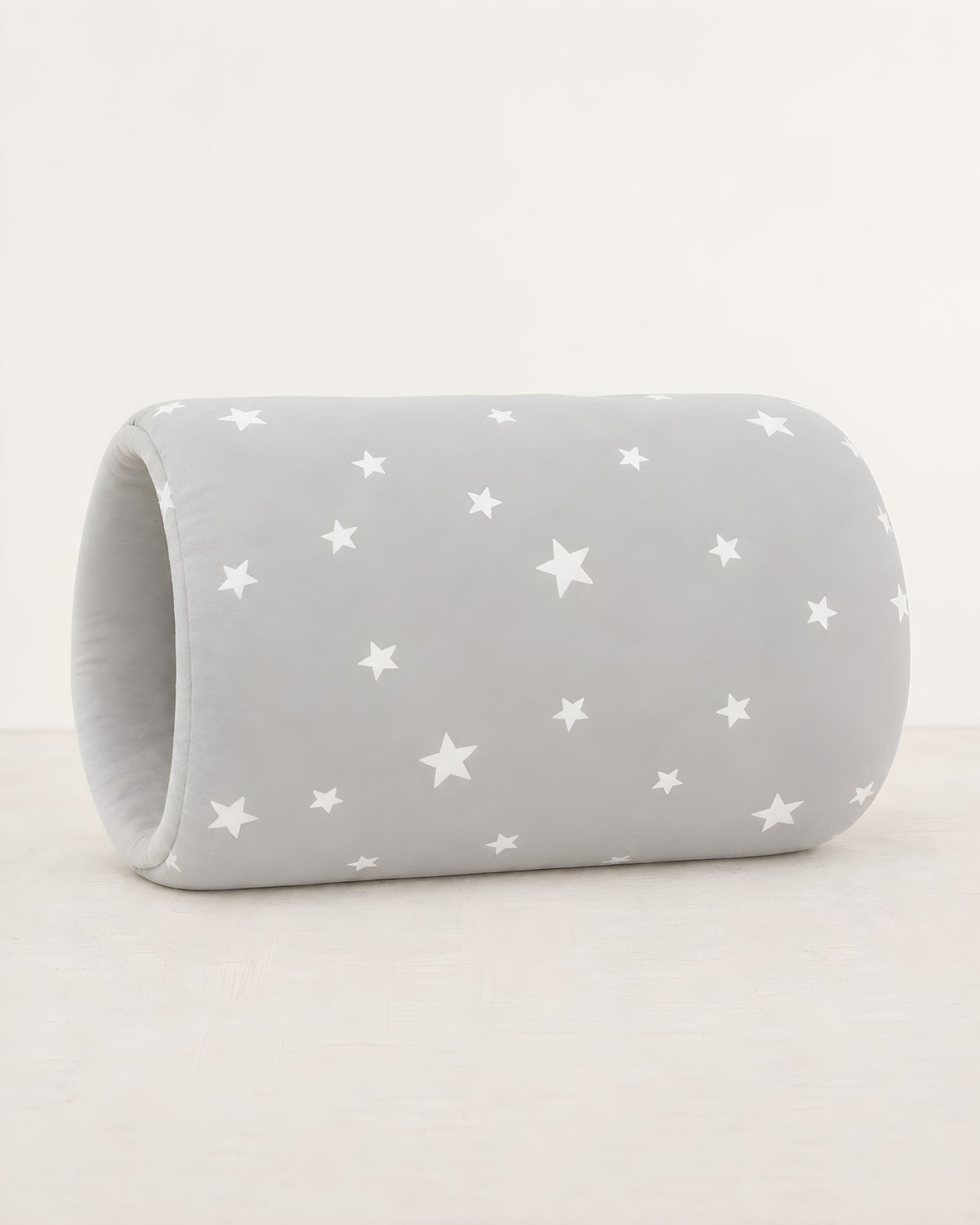 Cojín de brazo TERNIA, estampado Estrellas Grises: algodón gris con estrellas blancas